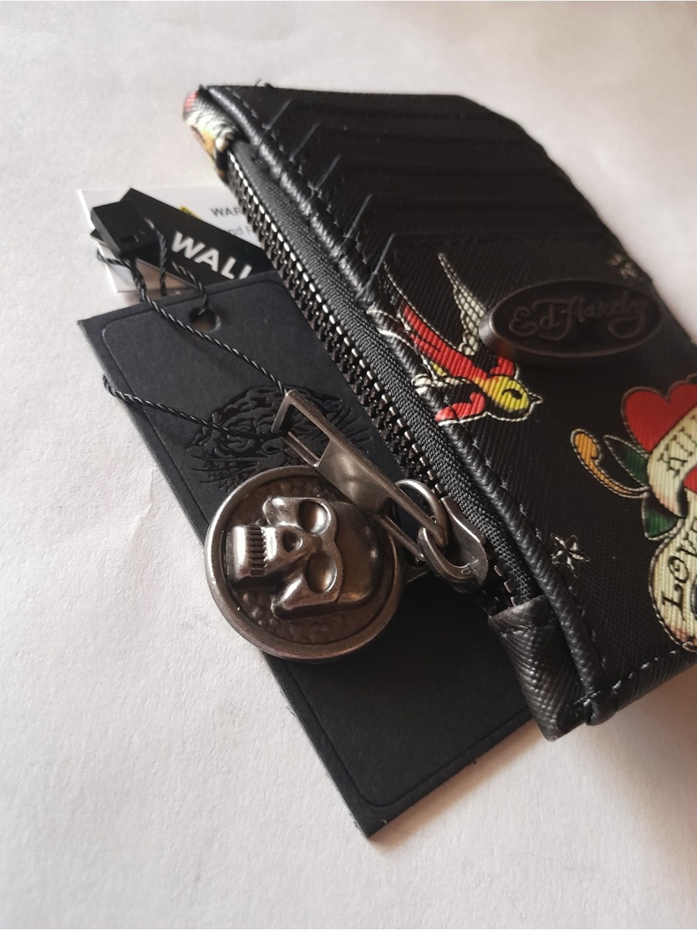 Ed Hardy Love Kills Slowly Skull Print Card Holder with Tattoo Heart - Picture 3 of 7